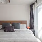 Carlos Antunez Apartment